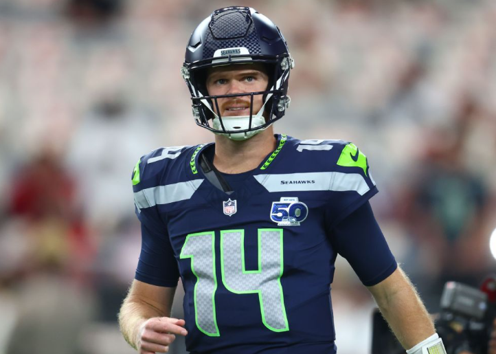 Seahawks' Thrilling Win Over Cardinals: Sam Darnold's Brilliant Performance