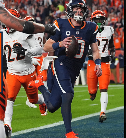Monday Night Football: Denver Broncos take a commanding 21-3 Halftime lead over