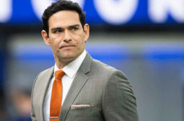 Former NFL quarterback Mark Sanchez was arrested: Three felony charges of stabbing, drug abuse, and trespassing. What's the full story