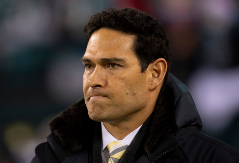 Former NFL quarterback Mark Sanchez was arrested: Three felony charges of stabbing, drug abuse, and trespassing. What's the full story
